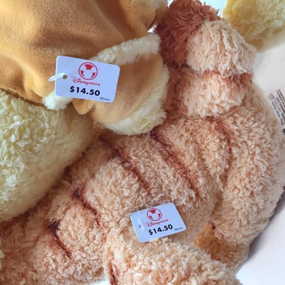 Disney Store Exclusive Winnie the Pooh & Tigger Cozy Plush Authentic w/ Tags - Picture 9 of 12